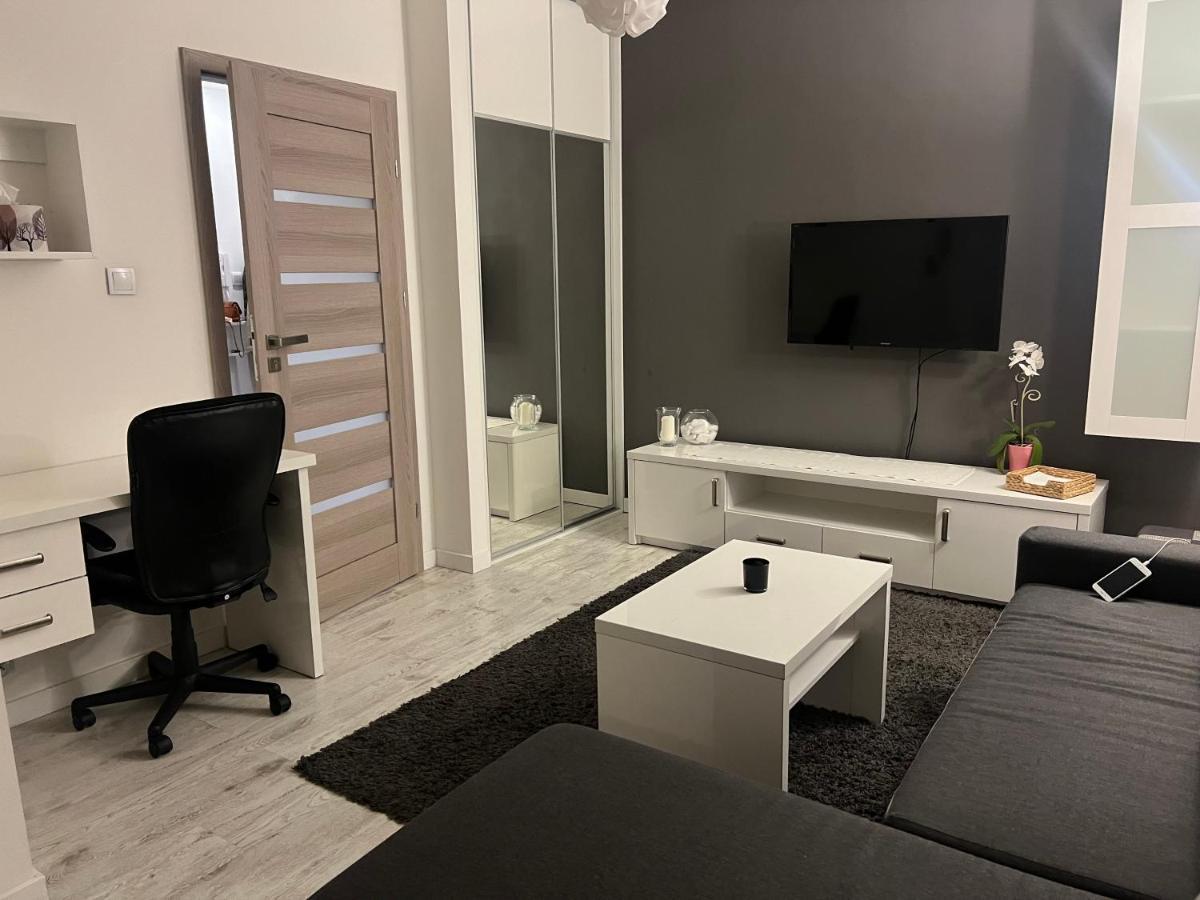 Apartament Unicka Lägenhet Lublin Exteriör bild