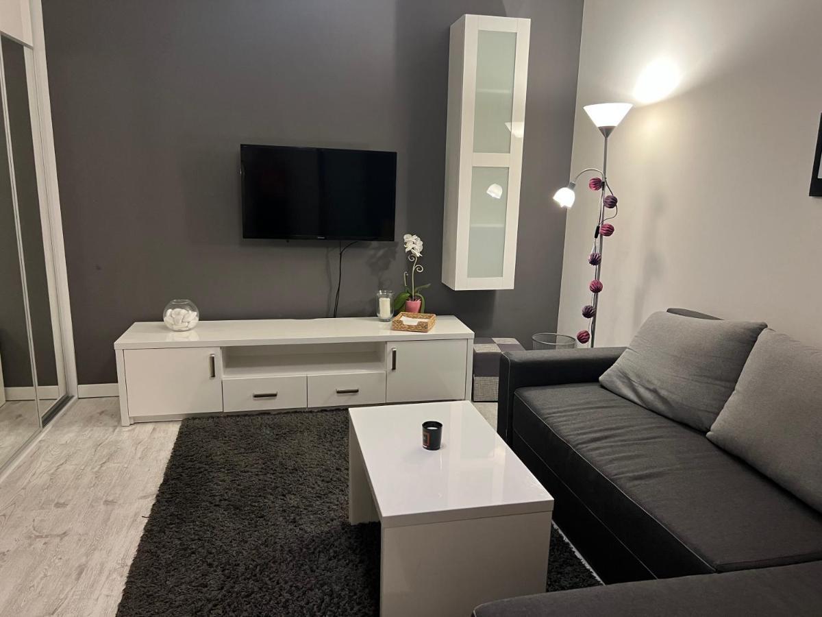 Apartament Unicka Lägenhet Lublin Exteriör bild