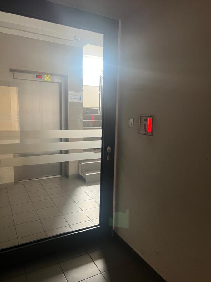 Apartament Unicka Lägenhet Lublin Exteriör bild